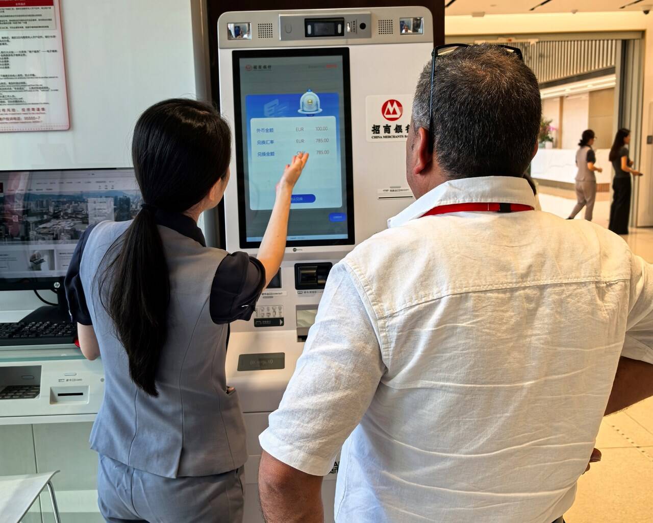 最新医保卡提取现金方法自助提款机方法分析(最方便真实的临沧医疗保障卡怎么提取现金方法)